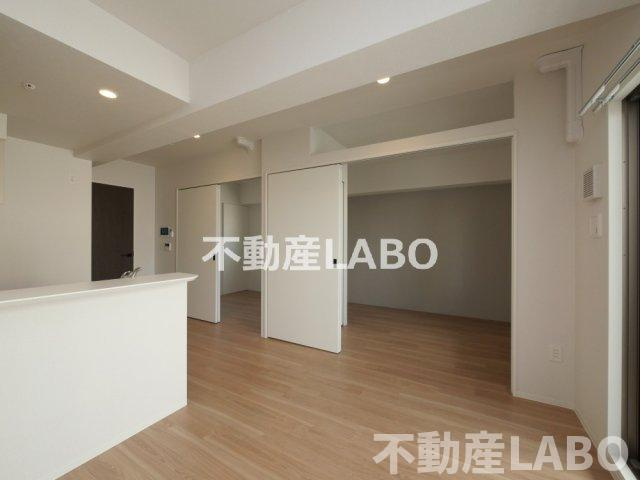 コンフォリア・リヴ大阪本町の居間・リビング