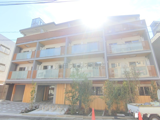 Live Casa千鳥町の外観|2026年2月築　RC鉄筋コンクリート造地上5階建て総戸数29戸
東京都大田区千鳥1丁目　東急池上線千鳥町駅徒歩6分、池上駅徒歩9分