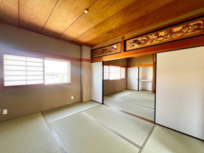 【和室】 | 上松町　中古戸建 | 和室があれば客間としても寝室としても利用できてとても便利ですね。急な来客にも安心です。