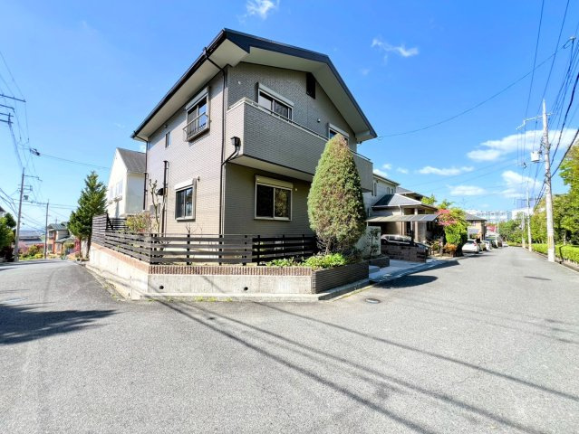彩都あさぎ6丁目の前面道路含む現地写真