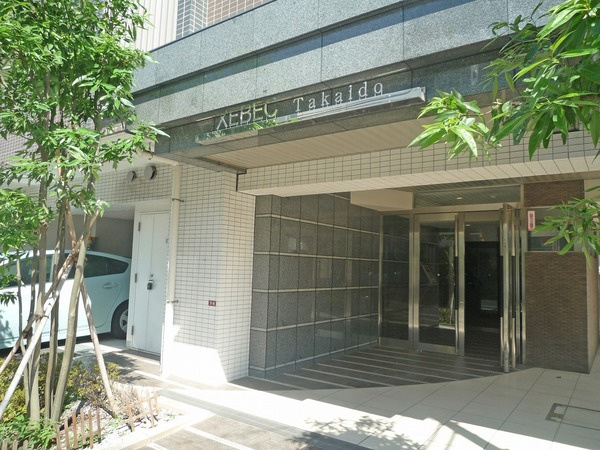 ＸＥＢＥＣ高井戸のエントランス|落ち着いたエントランスです