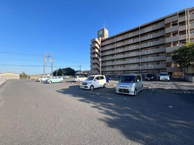 【駐車場】 | ガーデングラス桑野