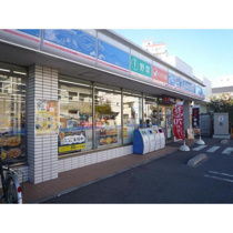 コンビニ「ローソン練馬豊中通店まで367ｍ」