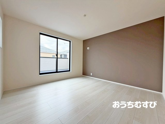 春日井市坂下町2丁目第2の洋室