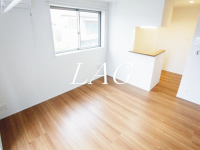 【居間・リビング】 | パーシモン | 洋室のお部屋です。