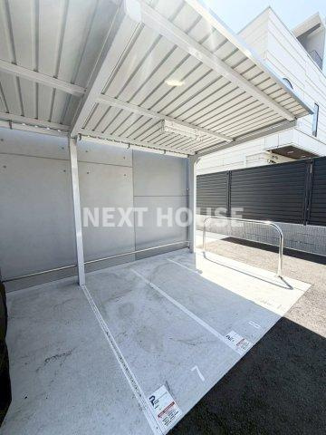 S-RESIDENCE東三国amanteの駐車場