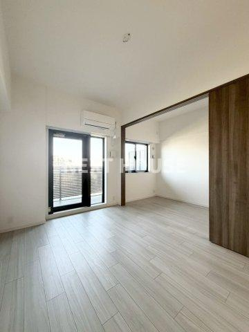 S-RESIDENCE東三国amanteの居間・リビング