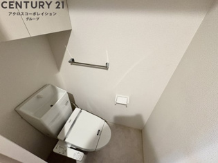 ゆったり落ち着けるトイレです