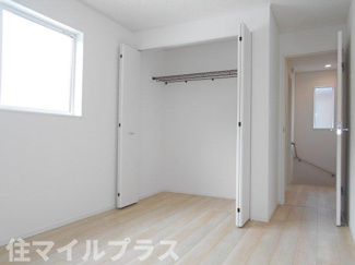 【洋室】 | 白河市東釜子新築一戸建て3棟 | 個人の部屋や寝室として使える洋室です