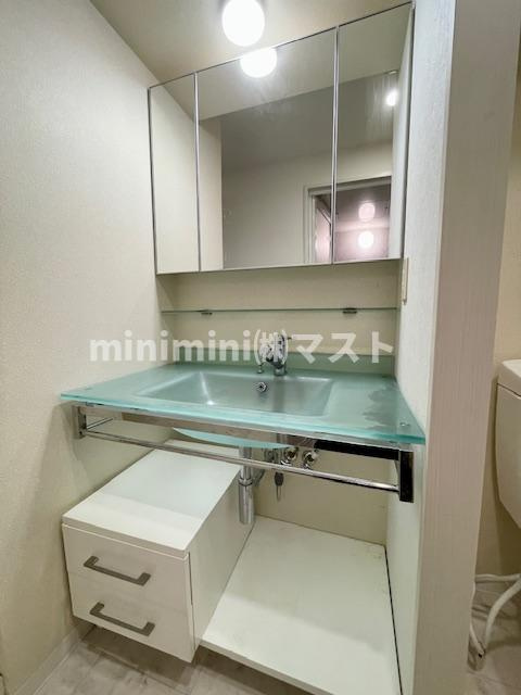 プレサンスＮＥＯ中之島公園の洗面所
