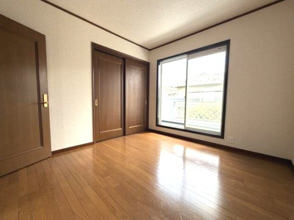 大網白里市みずほ台3　中古戸建の洋室|内外装リフォーム済み令和8年3月 駐車1台可 スーパー主婦の店徒歩約5分都市ガス上下水