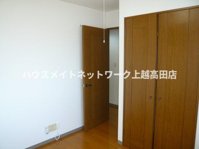 ディアコート新町の内装|洋室（参考同型304号室室内写真）