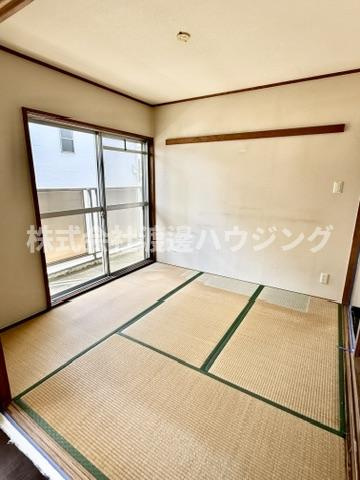 ネクスプロス壱番館の和室