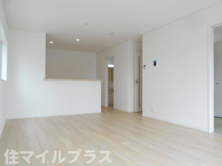【居間・リビング】 | 白河市東釜子新築一戸建て3棟 | 居間です