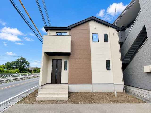 三郷市　幸房　新築戸建　全1棟の外観|外観です