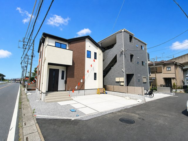 三郷市　幸房　新築戸建　全1棟の外観|物件の外観です