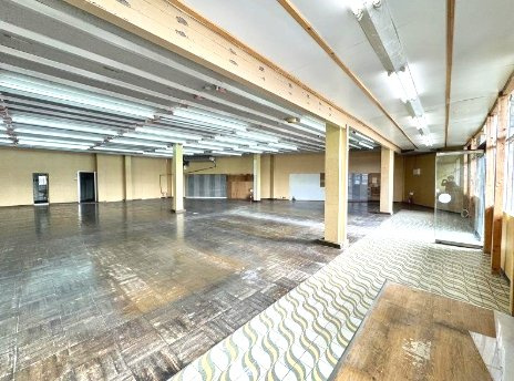 牧野下島店舗事務所の内装