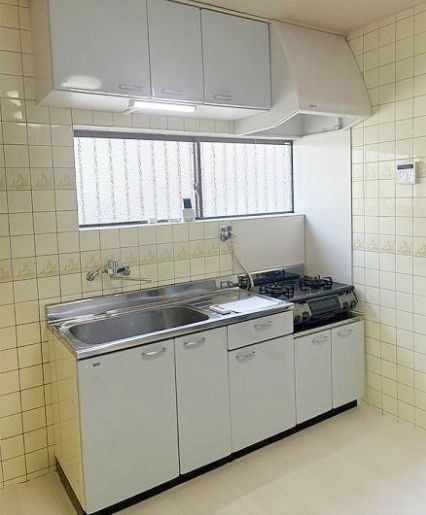 妙法寺字牛ノ子戸建のキッチン