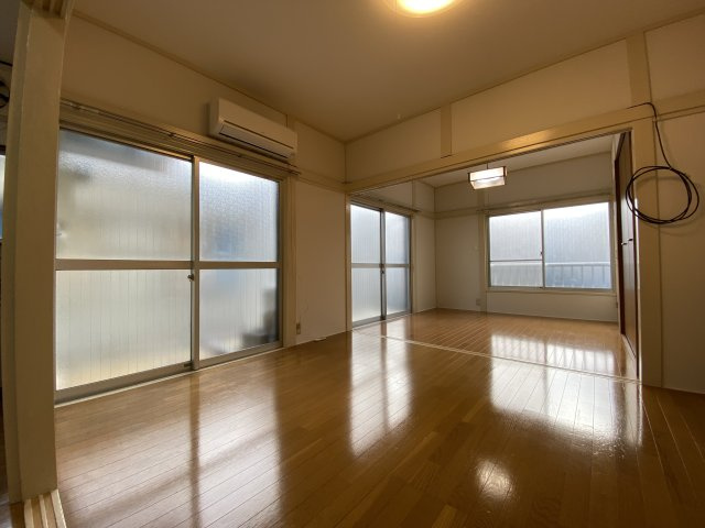 大谷貸家の洋室