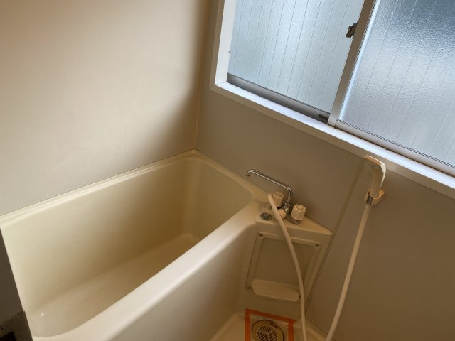 大谷貸家の浴室