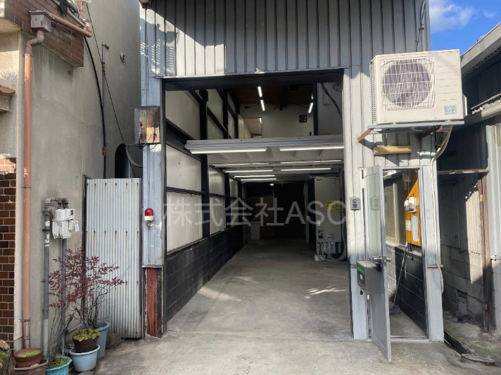 東大阪市新上小阪 貸倉庫