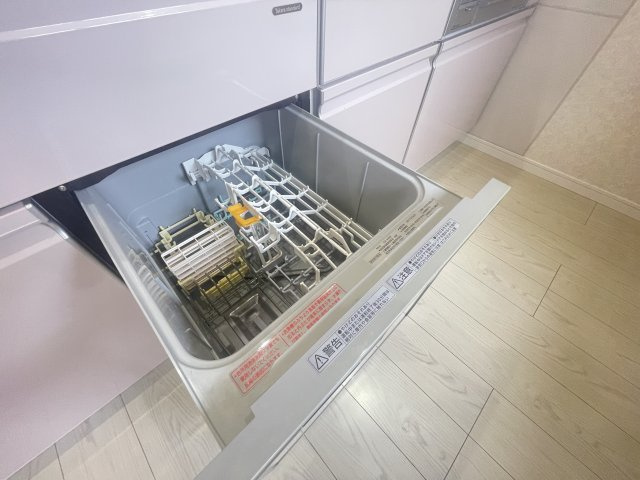 名護市済井出（テラス付き平屋全4棟）C棟のキッチン|C棟 ビルトイン食洗機付き♪