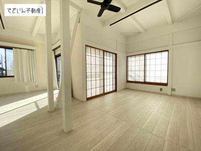 【居間・リビング】 | 吉見町南吉見　中古住宅  