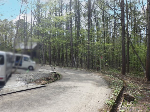 飯綱高原つつじが原（サニーハイランド）③の前面道路含む現地写真
