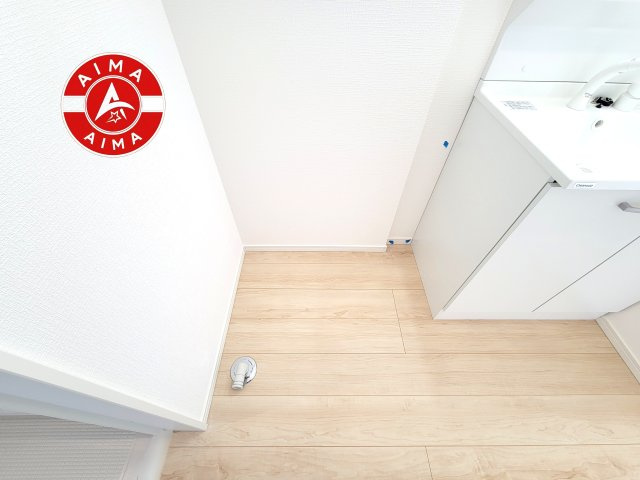 福津市津屋崎3丁目第30-2棟（2号棟）のランドリースペース|ランドリースペースは広さもたっぷり。