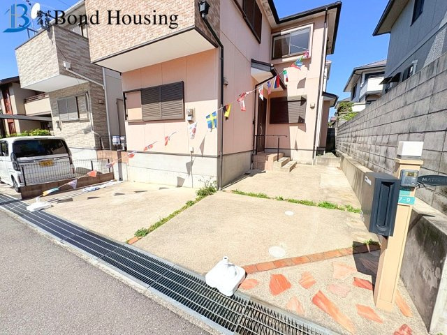 「全居室6帖以上」閑静な住宅地」　松が丘1丁目　築20年の庭