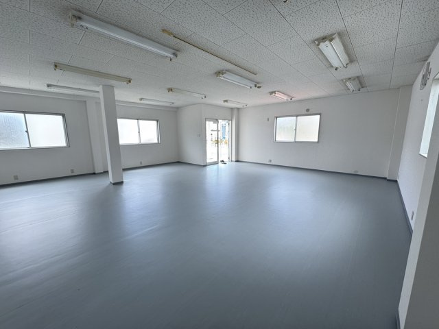 【内装】 | 宮浦５丁目貸事務所＋倉庫