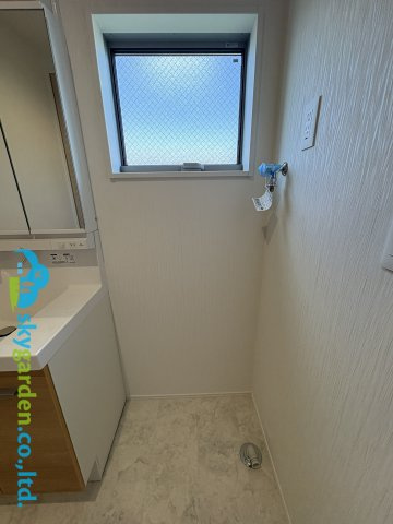 茅ヶ崎市小和田１丁目　新築戸建　全１棟のランドリースペース