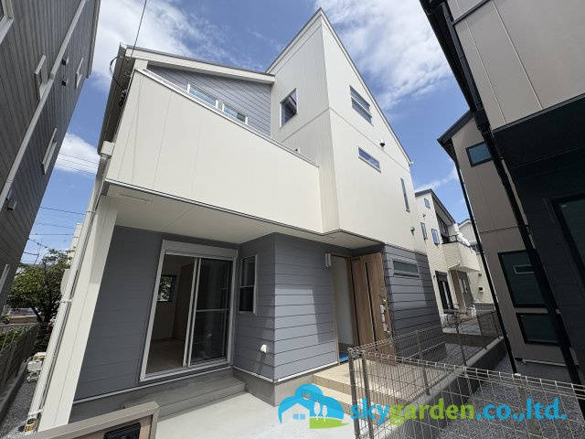 茅ヶ崎市小和田１丁目　新築戸建　全１棟の外観|きれいな外観です