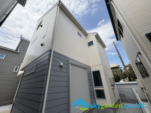 茅ヶ崎市小和田１丁目　新築戸建　全１棟の外観|建物外観を気になさる方へ、見た目の良い物件です