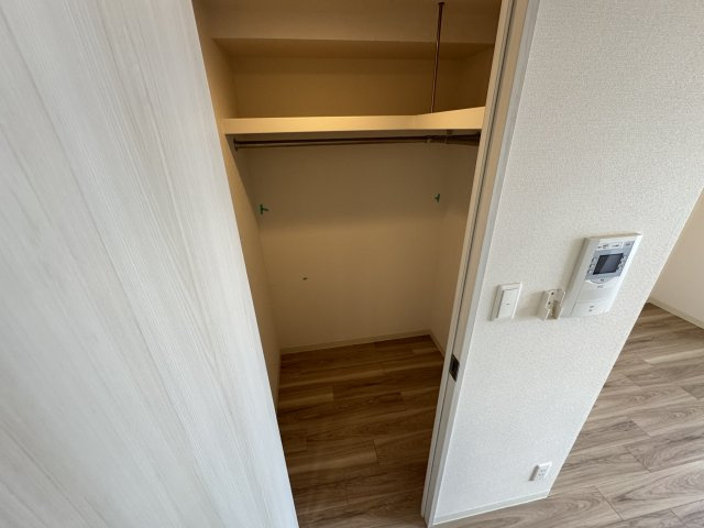 プレサンス広小路通　葵の収納