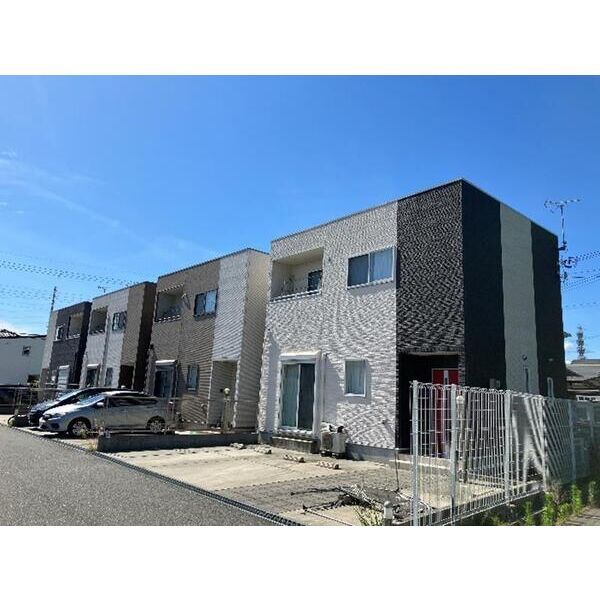 マハロ阿成植木　C棟