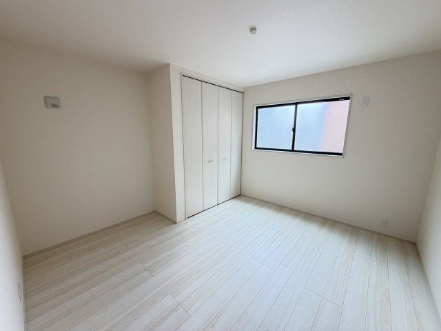 リーブルガーデンＳ前橋小相木町第６　１号棟の洋室|2階洋室３です