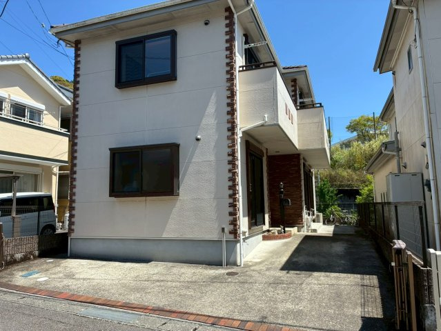 【二世帯にも◎5LDKS】高知市東秦泉寺　中古一戸建ての外観|駐車2台可能！