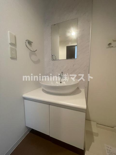 大阪市西区北堀江１丁目の賃貸マンションの独立洗面台