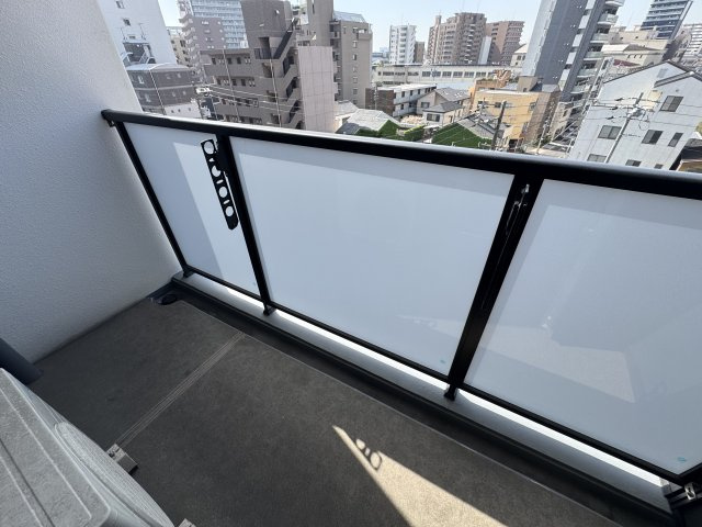 プレサンス新栄ユリシスのバルコニー