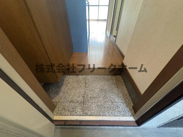 エルミタージュ禅林寺通りの玄関