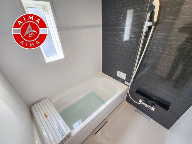 福岡市東区八田1丁目第11-1棟（1号棟）の内観：施工例|浴室は一日の疲れを癒す場所だから、家族みんながゆったりできる快適設計。追い炊き機能付きオートバス。安定した温度で、いつでも快適に入浴できます。