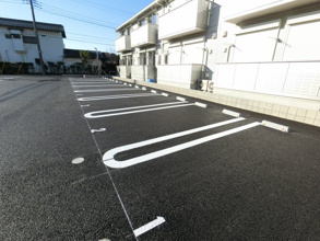 【駐車場】