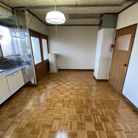 高木ハイツ（新川町）の居間・リビング