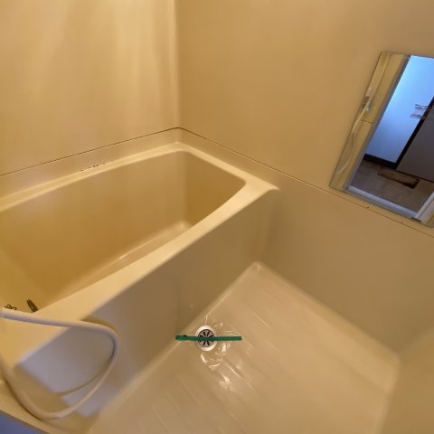 高木ハイツ（新川町）の浴室
