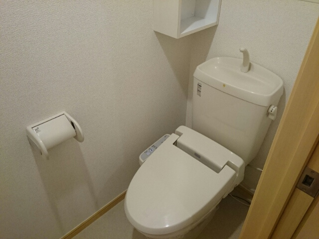 ルミエル穴師のトイレ