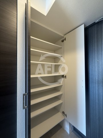 S-RESIDENCE堺市駅前の内装|S-RESIDENCE堺市駅前　シューズボックス