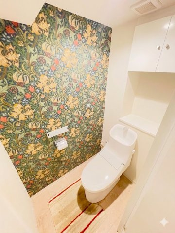 中央マンション上地B棟のトイレ|※AI加工後のイメージです。