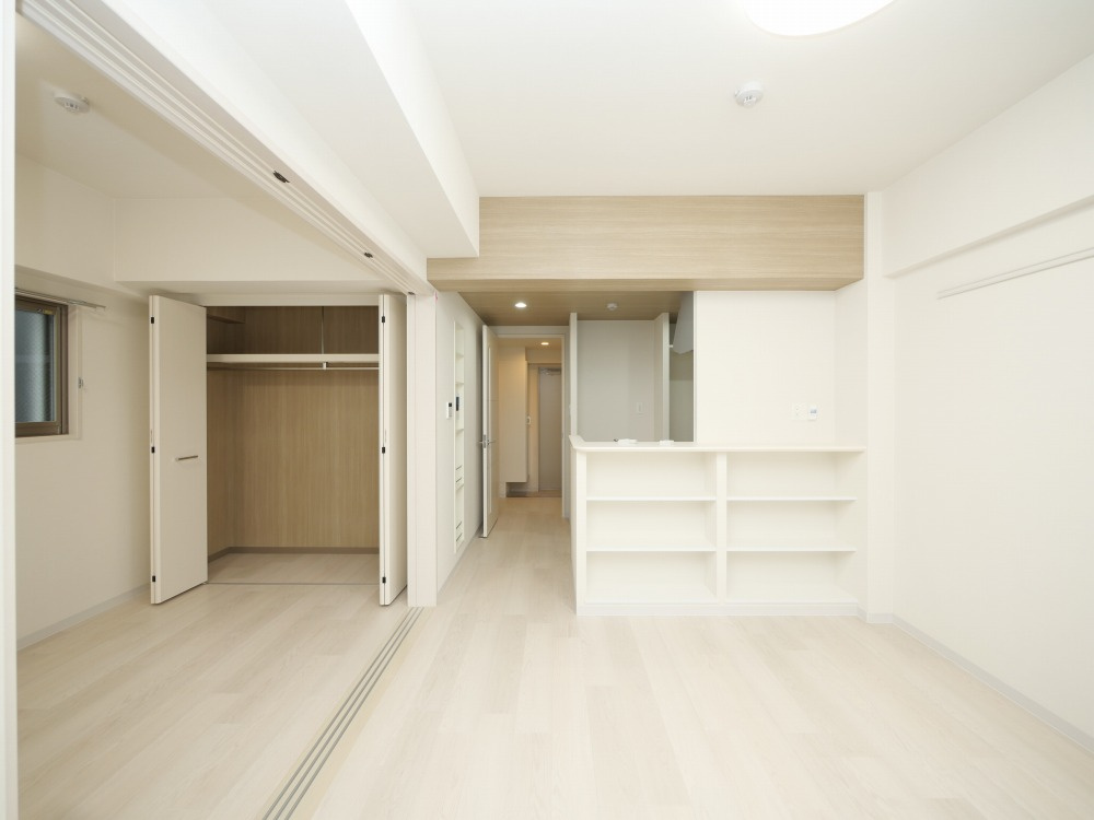 大阪市東淀川区東中島４丁目の賃貸マンションの居間・リビング