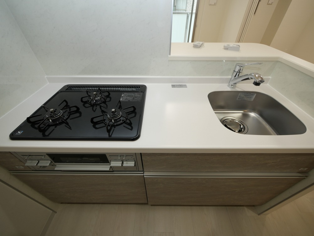 大阪市東淀川区東中島４丁目の賃貸マンションのキッチン